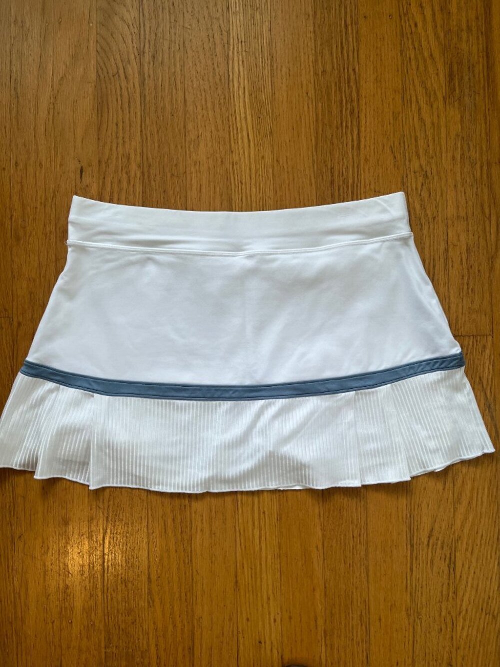 Sofibella 13" Tennis Pickleball Skort | Size L - Picture 4 of 5